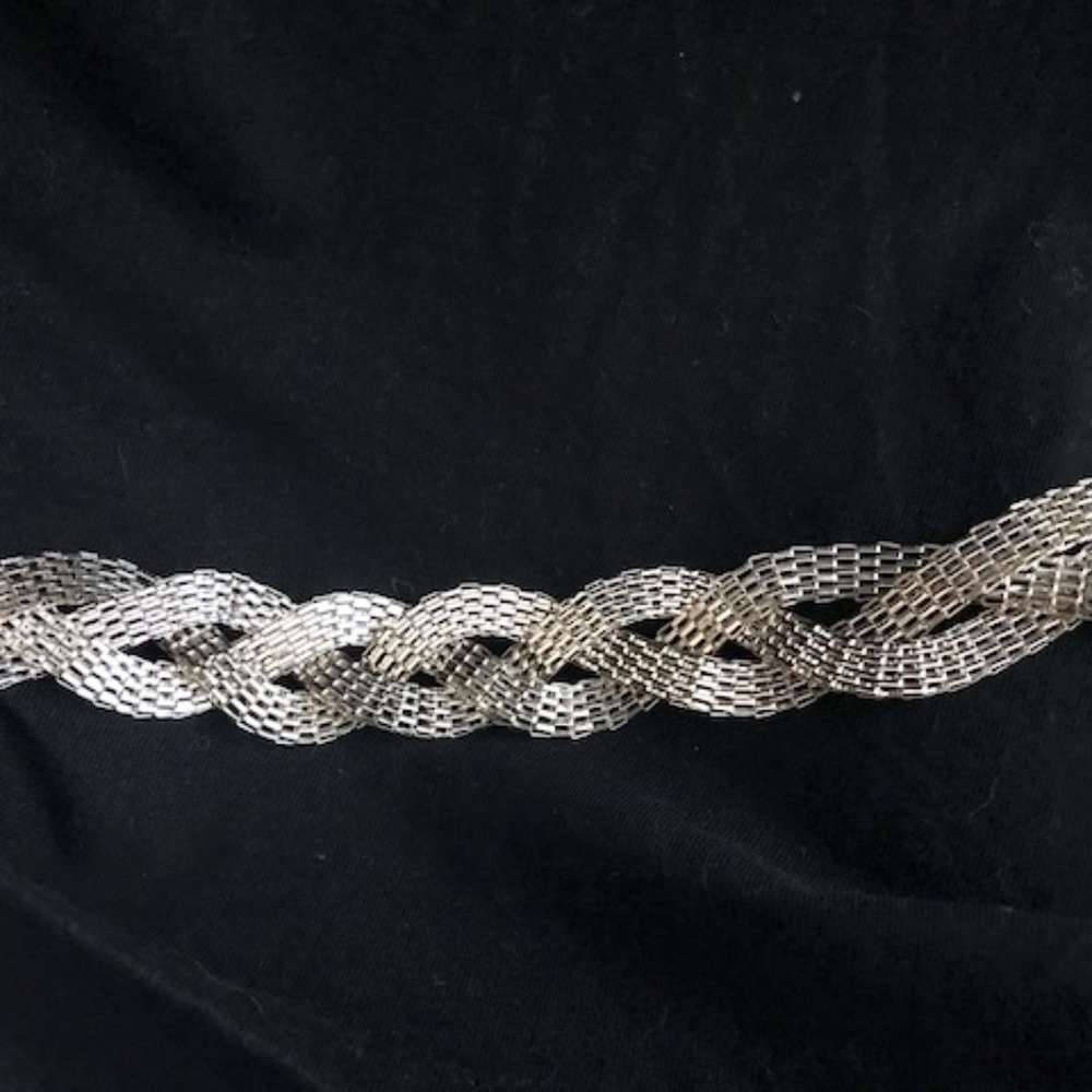Silver-tone Statement Bracelet  (w magnetic closure)